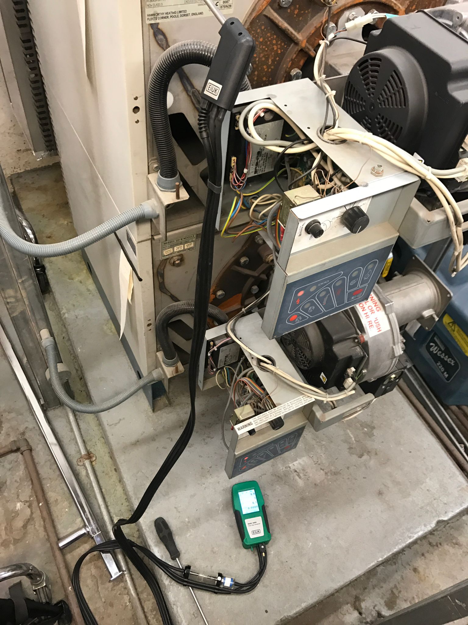 gas safe registered engineer near me Buckhurst Hill, IG9